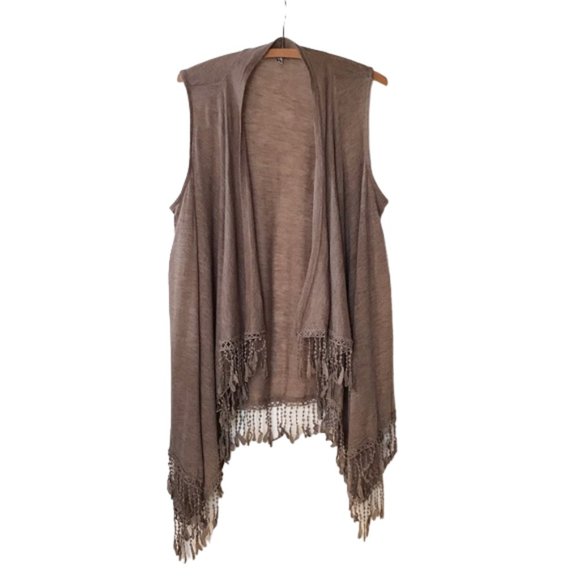 Inseparable Women's Vest Open Front Boho Fringe Topper Tassel Hem Taupe Size L - Picture 1 of 6